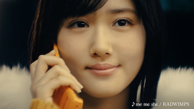 ユニバーサルミュージックの新テレビCM「平成の『恋の結末』篇」より。