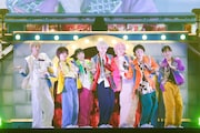 THE SUPER FRUITが初の幕張メッセ公演で披露した新曲リリース、2026年ホールツアーも決定