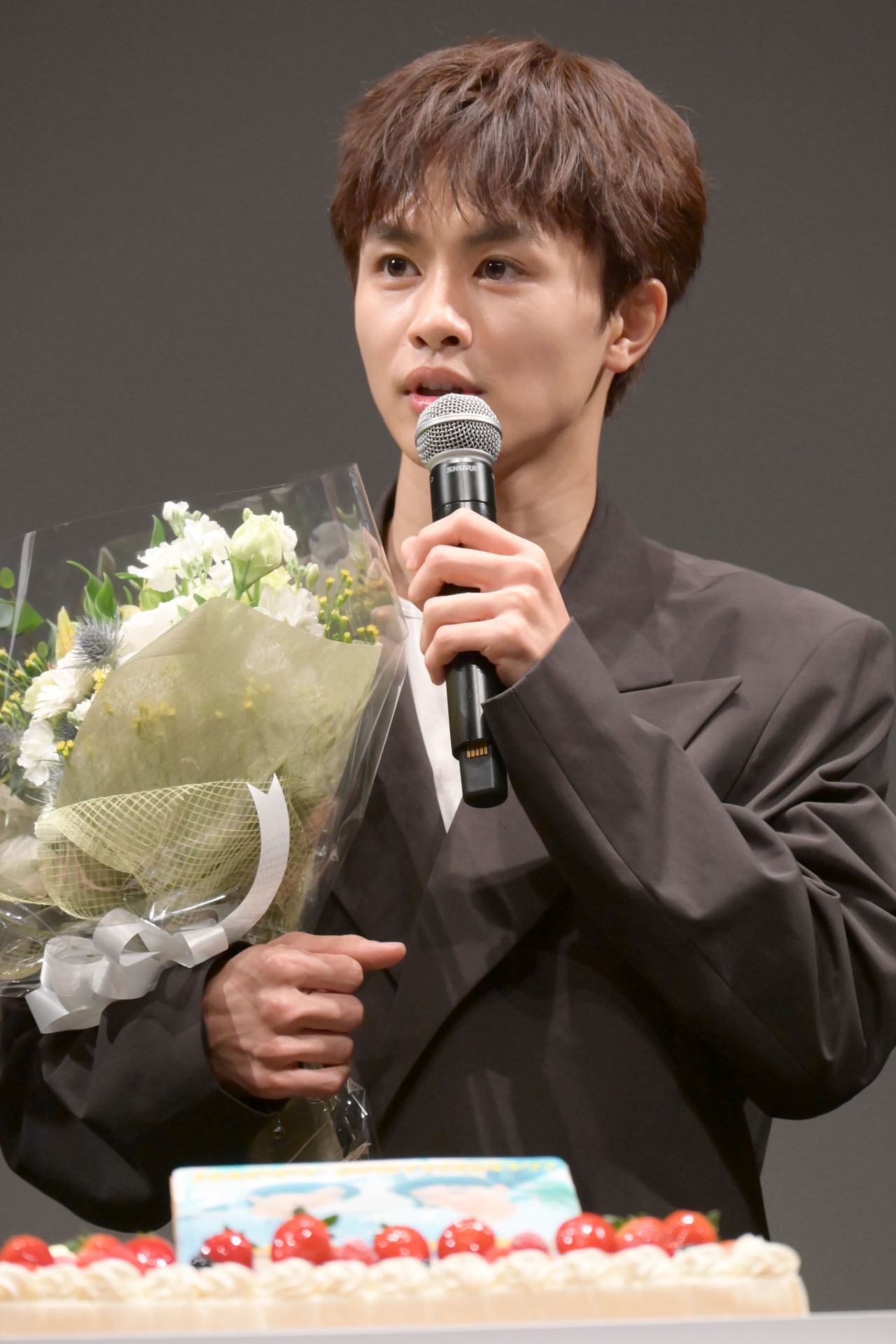 草川拓弥（超特急）