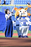 DB.スターマンとともに恒例の「I☆YOKOHAMA」コールを叫ぶ山口陽世。