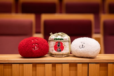 ほろ酔いのともだち（左）とともだち（右）。（Photo by Masami Kikuchi）