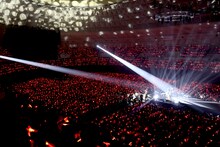 東方神起が3度目の日産スタジアム公演を開催、海外アーティスト史上最多