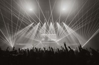 「WurtS CONCERT HALL TOUR II -DIGITAL LOVE-」の様子。（撮影：小杉歩）