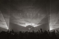 「WurtS CONCERT HALL TOUR II -DIGITAL LOVE-」の様子。（撮影：小杉歩）