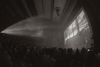 「WurtS CONCERT HALL TOUR II -DIGITAL LOVE-」の様子。（撮影：小杉歩）