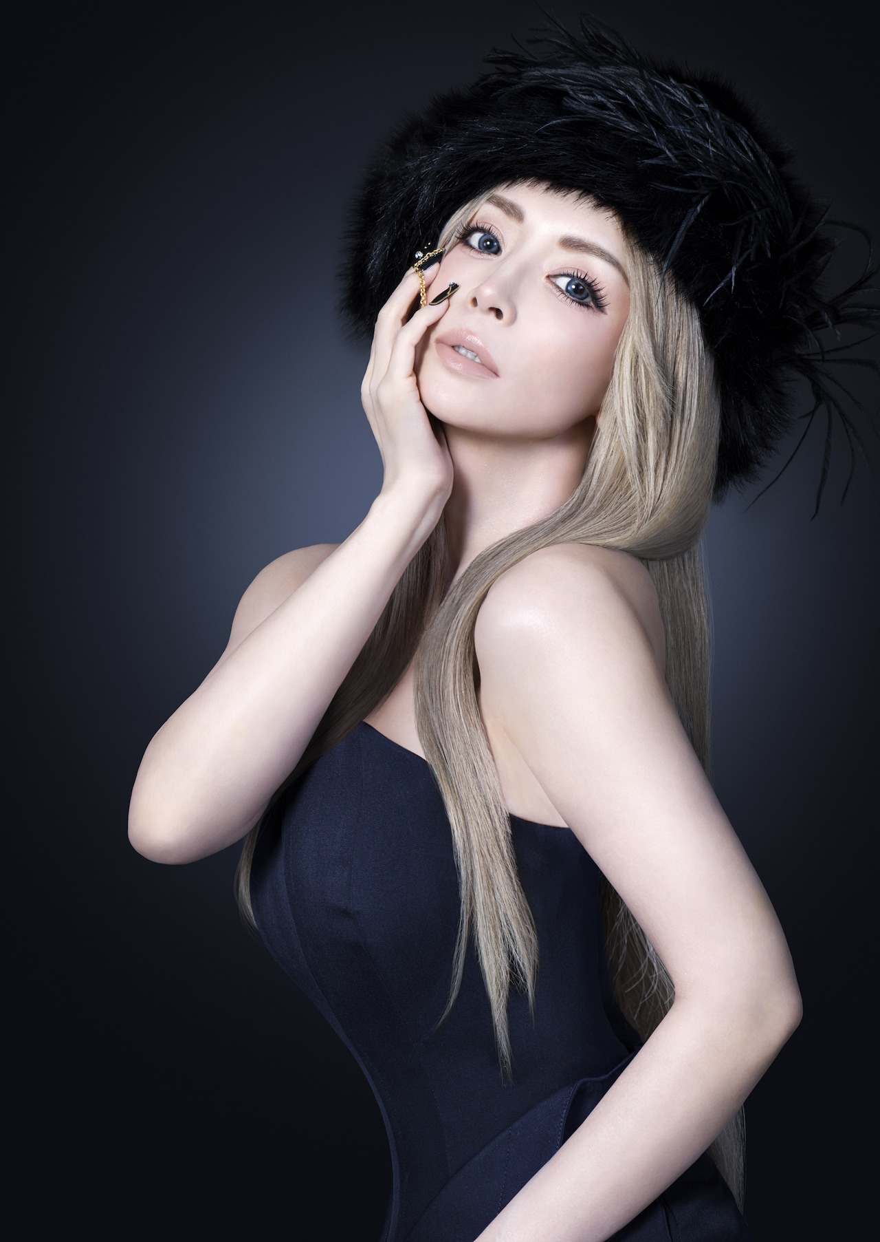 浜崎あゆみ　… 浜崎あゆみのアジアツアー上海公演が急きょ中止、開催前日に要請を受け