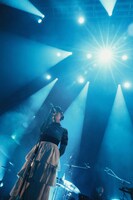 井上花月（Vo）（撮影：小杉歩）