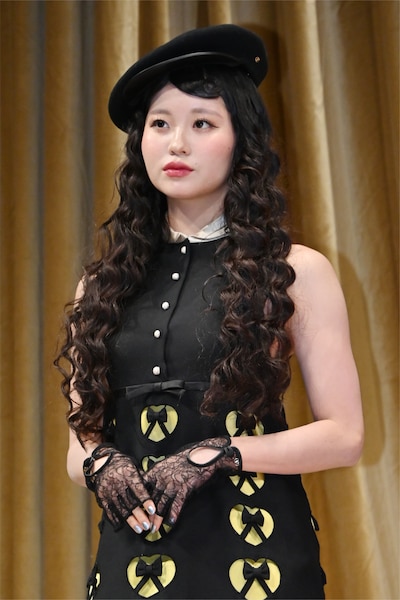 KOHARU（HANA）。「THE ONES TO WATCH 2025」授賞式より。