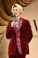 来年の目標を語る佐野勇斗（M!LK）。「THE ONES TO WATCH 2025」授賞式より。