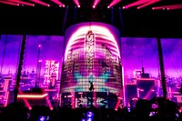 「Ado DOME TOUR 2025『よだか』」東京・東京ドーム公演の様子。（Photo by Viola Kam［V'z Twinkle］）