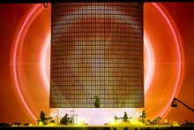 「Ado DOME TOUR 2025『よだか』」東京・東京ドーム公演の様子。（撮影：木下マリ）