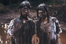 泥まみれになった鈴木実貴子ズ。