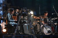 蓮沼執太とイトケン。