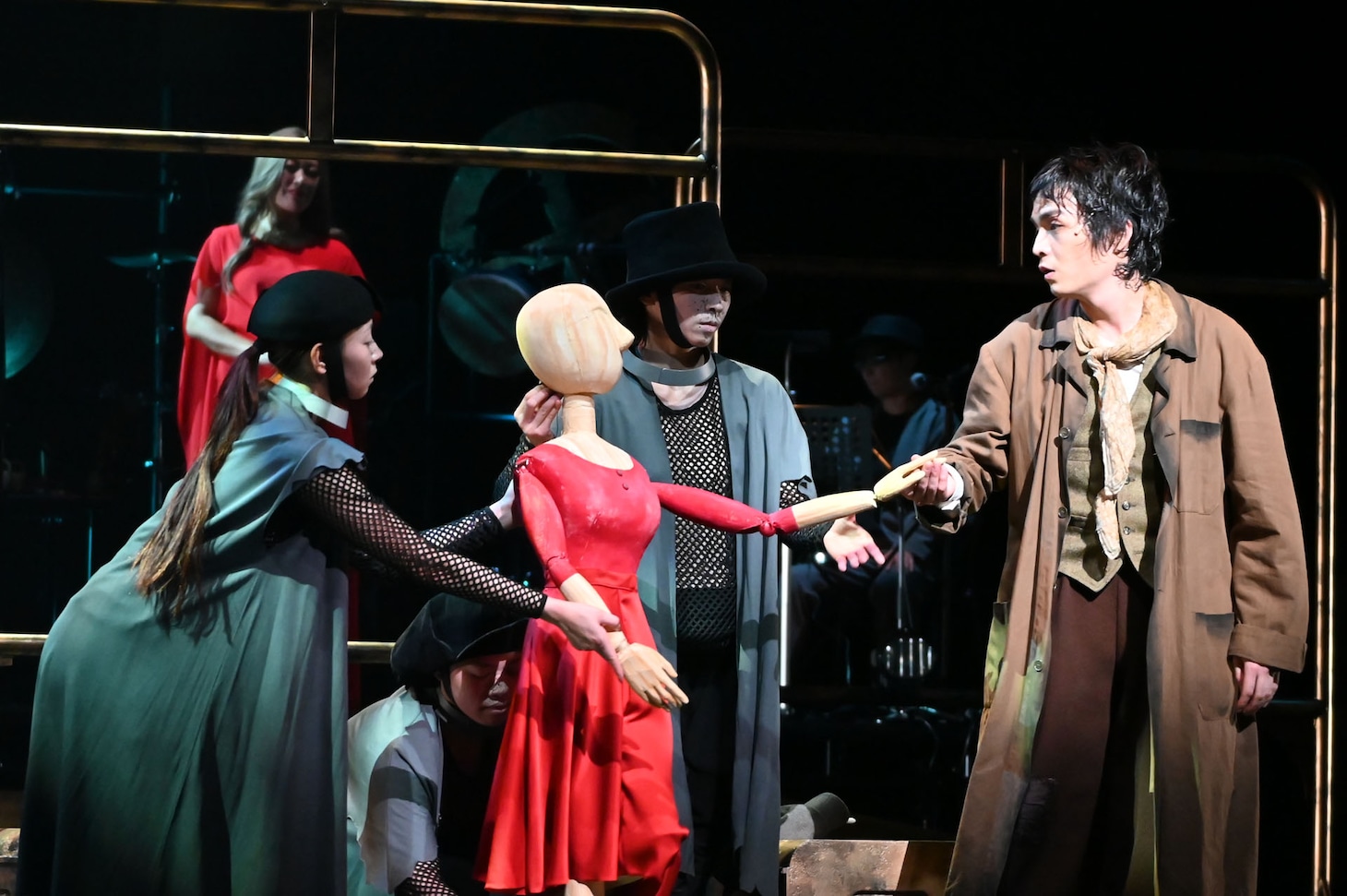 舞台「TRAIN TRAIN TRAIN」ゲネプロの様子。