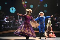 舞台「TRAIN TRAIN TRAIN」ゲネプロの様子。