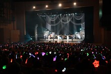 「いい風呂の日・純烈コンサート2025」の様子。