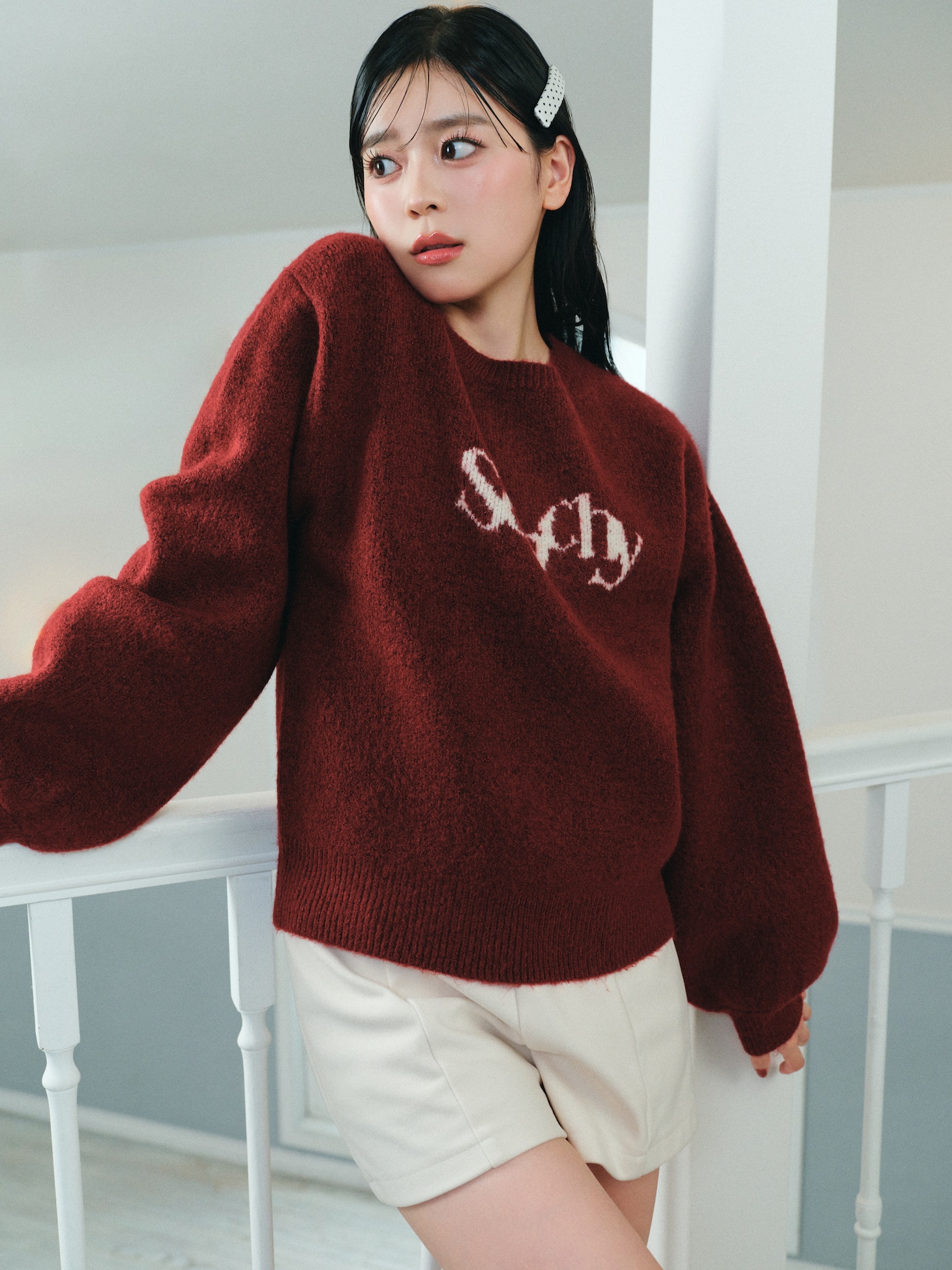 Heatherのアイテムを着用した坂井仁香（超ときめき♡宣伝部）。