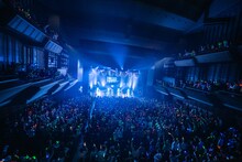 「ライブナタリー “私立恵比寿中学 × Juice=Juice”」の様子。