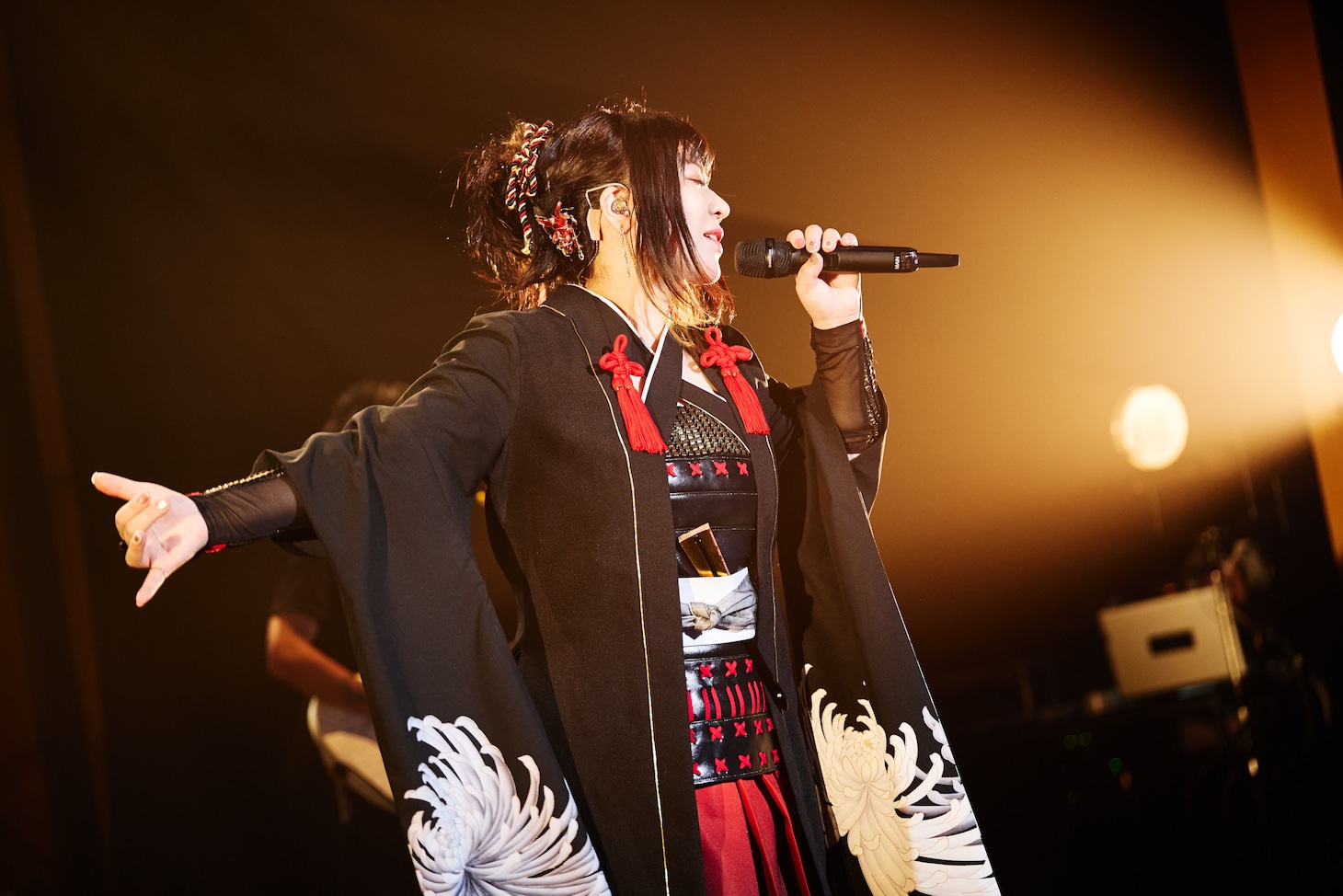 鈴華ゆう子（Photo by KEIKO TANABE）