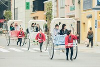 「tripleS ∞! の#ともロケ！」より、tripleS ∞!と櫻坂46メンバー。