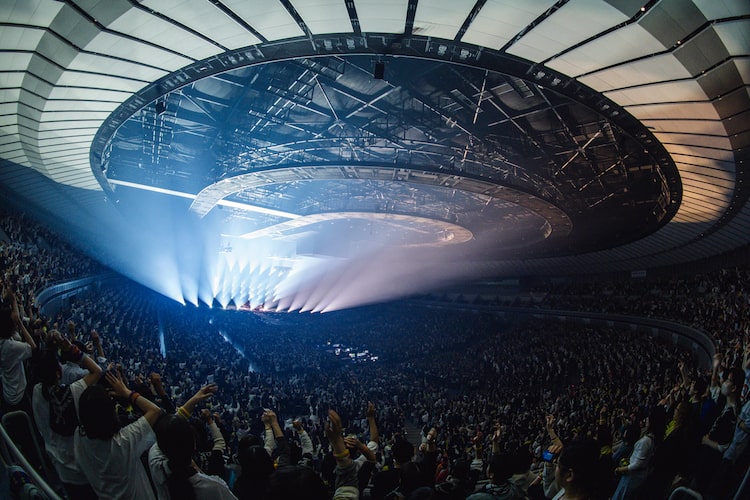 「RADWIMPS 20th ANNIVERSARY LIVE TOUR」の様子。（Photo by Takeshi Yao）