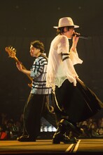 RADWIMPS × YOASOBIが思いを交わし合った夜、ikura「今日が人生で一番の宝物」