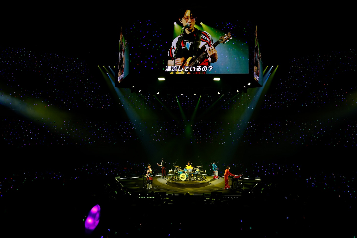 「『って!!!!!!!』」を披露するSUPER EIGHT。