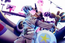 RADWIMPS × YOASOBIが思いを交わし合った夜、ikura「今日が人生で一番の宝物」