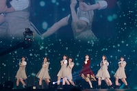 久保史緒里と6期生。（撮影：鈴木健太［KENTA Inc.］）