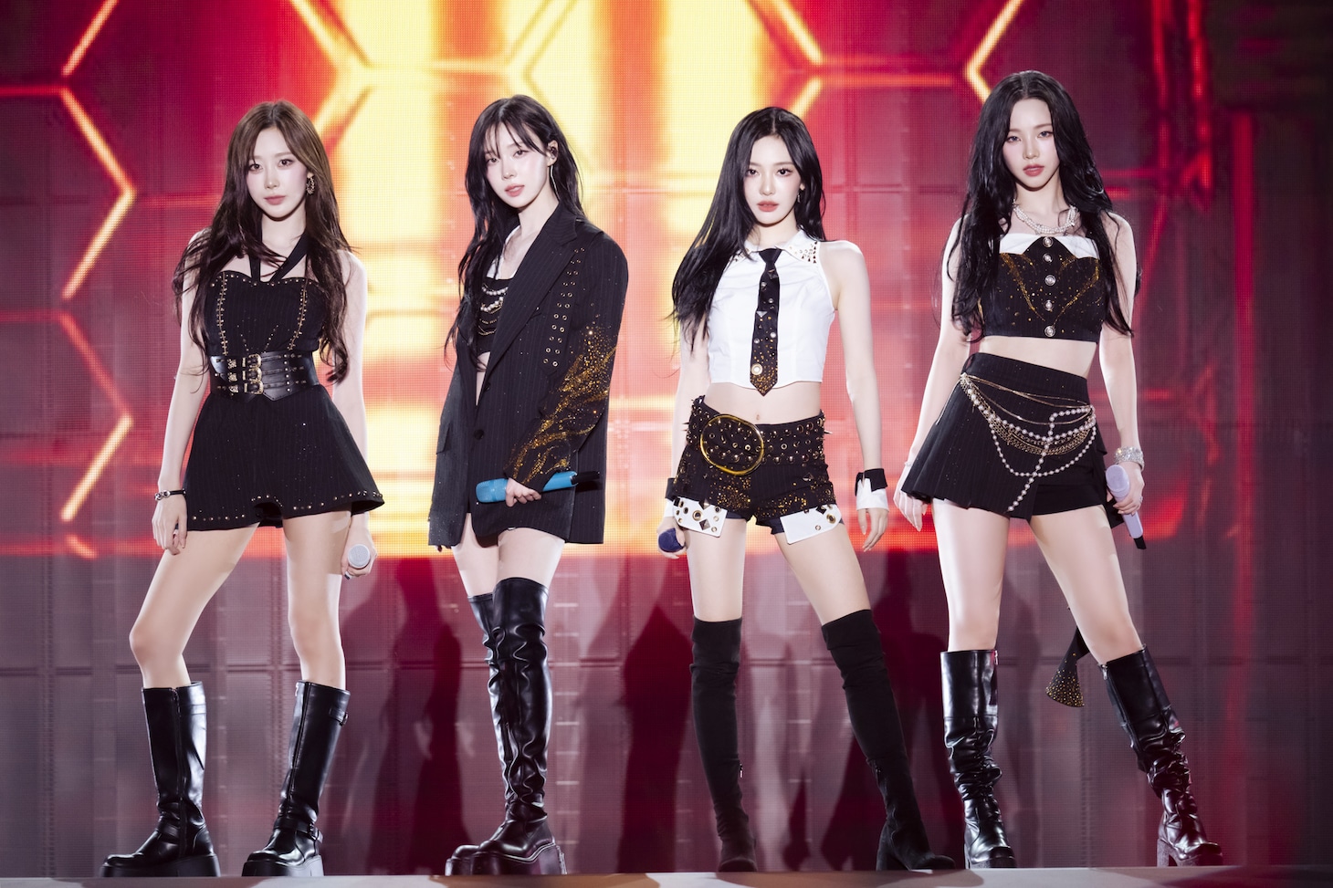 aespa「2025 aespa LIVE TOUR – SYNK : aeXIS LINE – in JAPAN」の様子。（撮影：田中聖太郎）