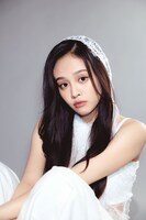 19歳のYURARA。「ガルバト -GIRLS BATTLE AUDITION-」を経て“E-girlsの復権”を掲げるCIRRAのメンバーに。