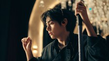 V（BTS）が出演するパラダイスシティの新テレビCM「FEEL YOUR PARADISE」編より。