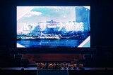 7周年コンサート開催決定の特報映像を観る≠MEメンバー。