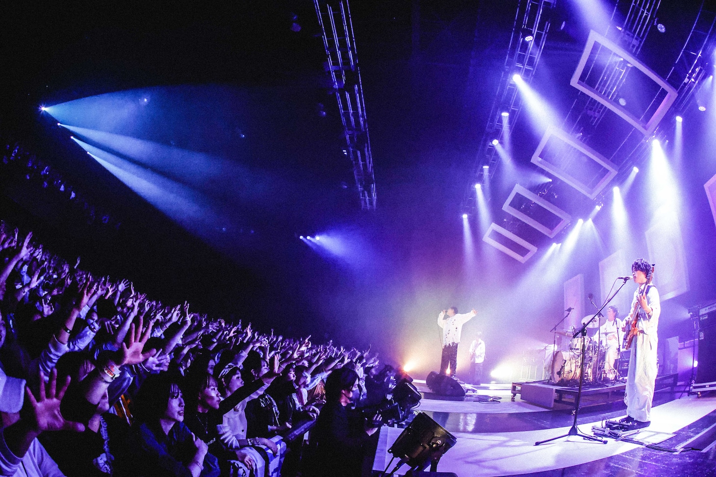 「FREDERHYTHM TOUR 2025 -飽くまで創造-」東京公演の様子。（撮影：森好弘）