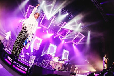 「FREDERHYTHM TOUR 2025 -飽くまで創造-」東京公演の様子。（撮影：森好弘）