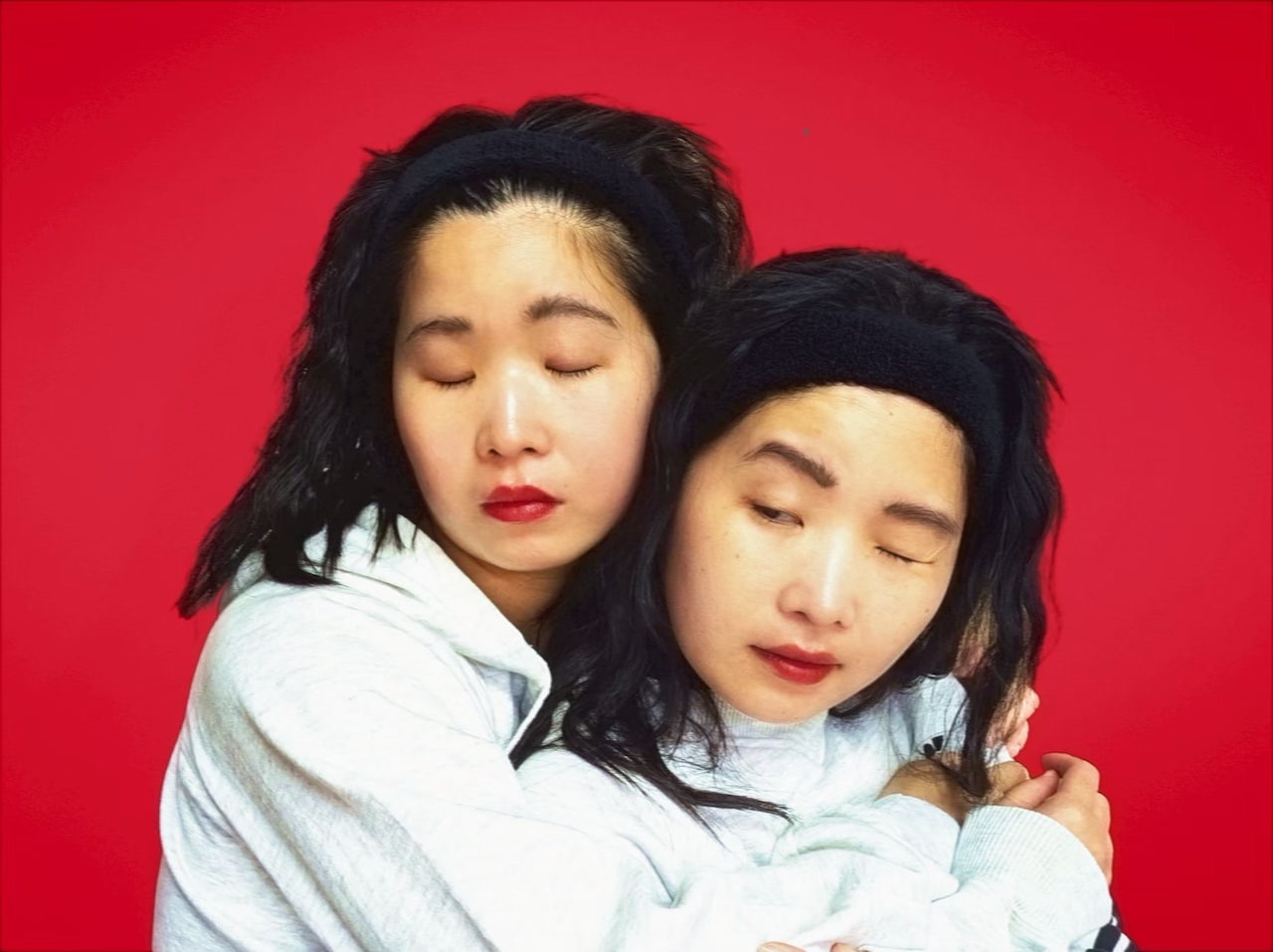 元CHAIマナとカナの新プロジェクトOKAME、ソウルのエッセンス取り入れた新曲配信