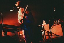 「秋山黄色 LIVE HOUSE TOUR 『鬼奏本能』」大阪・GORILLA HALL OSAKA公演の様子。