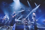 離婚伝説ワンマンツアーファイナル、多彩な楽曲と演出を通じて見せたこの1年の充実ぶり