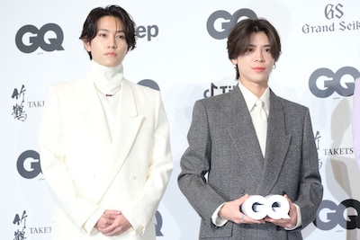 左から橋本将生、松島聡。