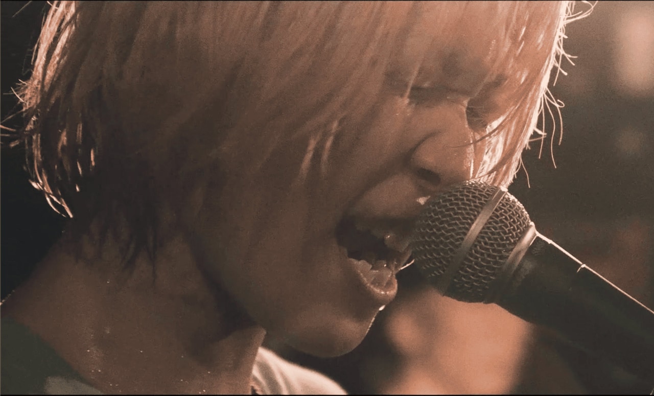 鈴木実貴子ズ「ががが」ライブ映像より。 - またしても泥だらけの鈴木