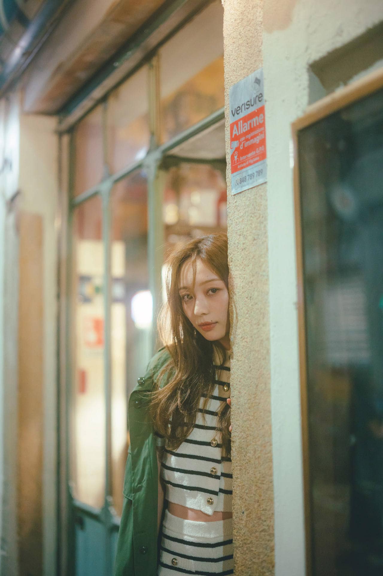 梅澤美波（乃木坂46）2nd写真集「透明な覚悟」の掲載カット。（撮影