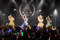 鍛治島彩（アップアップガールズ（２））、らく、鈴木志乃（アップアップガールズ（プロレス））、石川万鈴（アップアップガールズ（仮））によるユニット。