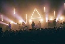 「Galileo Galilei "TRITRAL TOUR"」の様子。（Photo by SHUN ITABA）