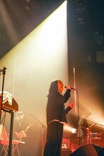 尾崎雄貴（Vo, G）（Photo by SHUN ITABA）