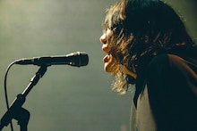 尾崎雄貴（Vo, G）（Photo by SHUN ITABA）