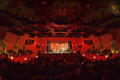 MONO NO AWARE「八八音楽祭 2025」の様子。（撮影：元）