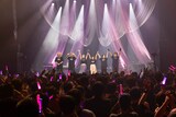 「LAWSON presents 寿美菜子×高垣彩陽 15th Anniversary Live 2025 “With”」の様子。（撮影：佐藤薫）