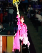 「伝説のコンサート 渡辺美里」より。©NHK