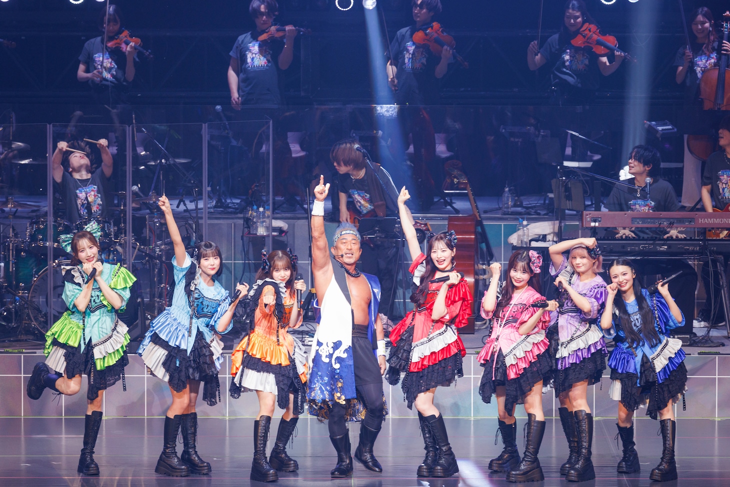 CANDY TUNEと角田信朗。