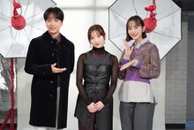 左から山崎育三郎、家入レオ、井桁弘恵。 ©日本テレビ